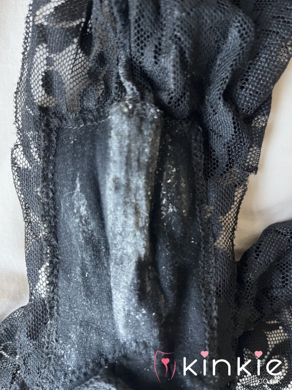 TODAY’S DIRTY WORN BLACK LACE THONG WORN FOR 48 HOURS 5 STAR ⭐ ⭐⭐⭐⭐ REVIEWS