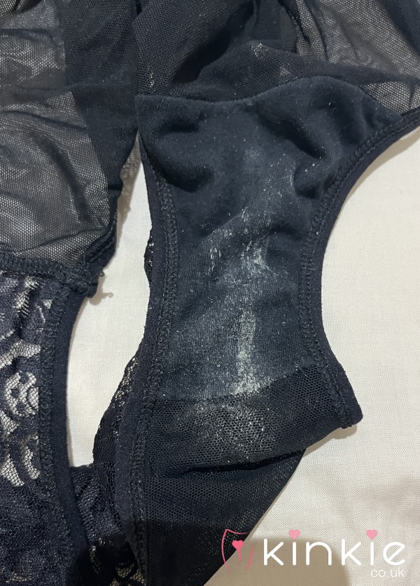 TODAY’S DIRTY WORN BLACK LACE FRILLY PANTIES WORN FOR 48 HOURS 5 STAR ⭐ ⭐⭐⭐⭐ REVIEWS