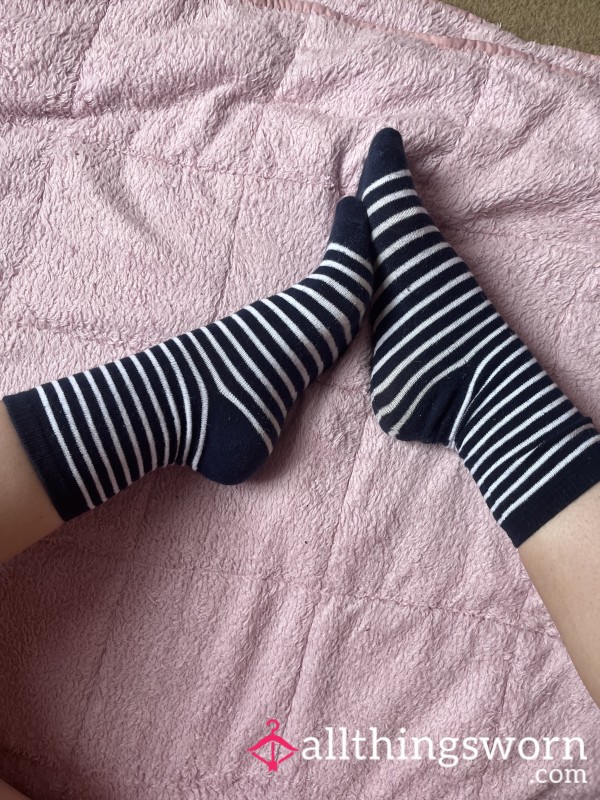 Today’s Wear - Striped Ankle Socks