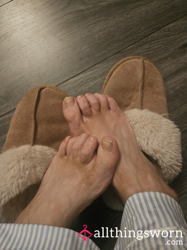 Toe And Foot Cracking
