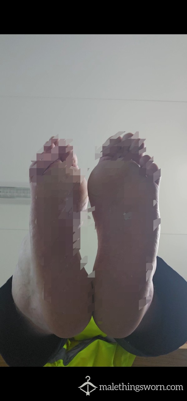 3 Minute Toe And Sole Tease