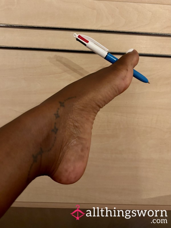 “Toe-ography: Sign With Sole”