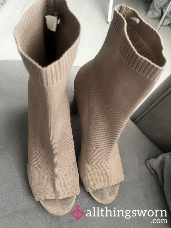Toe Print High Heels