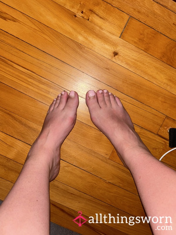 Toes For The Hoes