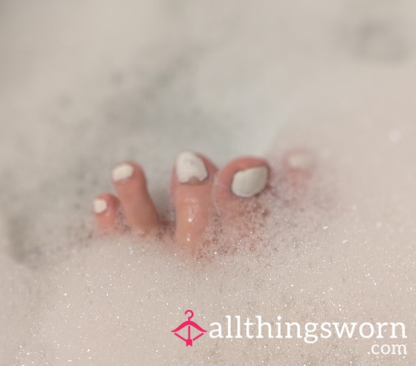 Toes In The Bubble Bath🫧