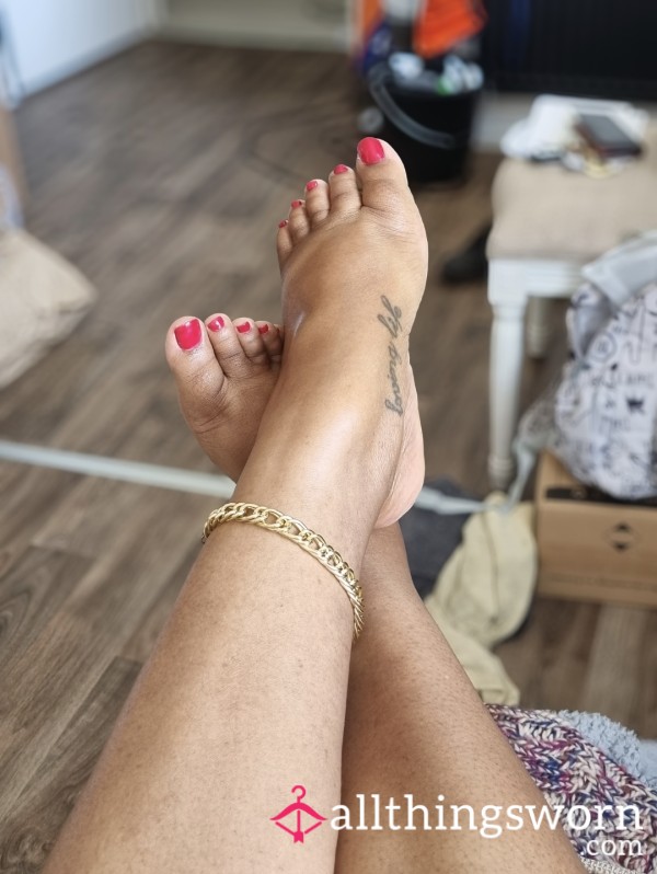 Toes Painted & Tempting