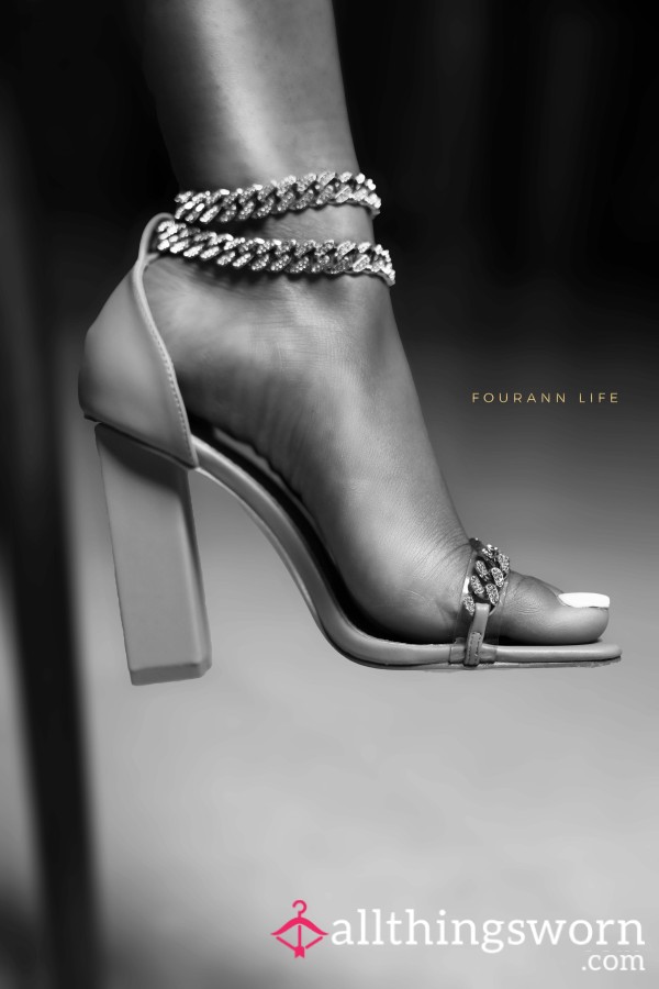 Toes, Toes, Toesssss