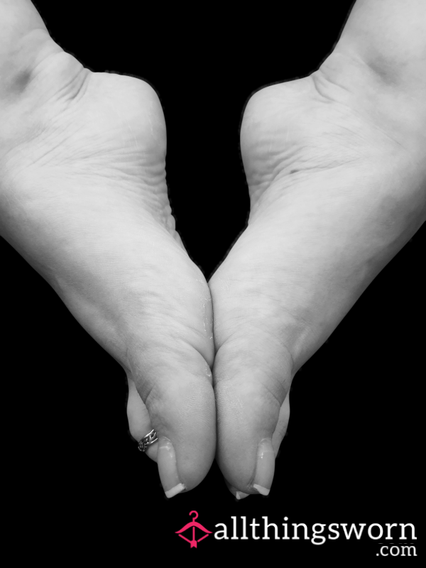 Toevamp In Monochrome