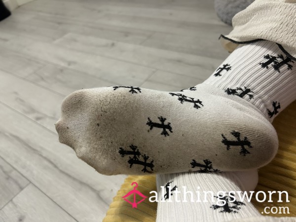 From White To Black Socks In Less Than 14hours