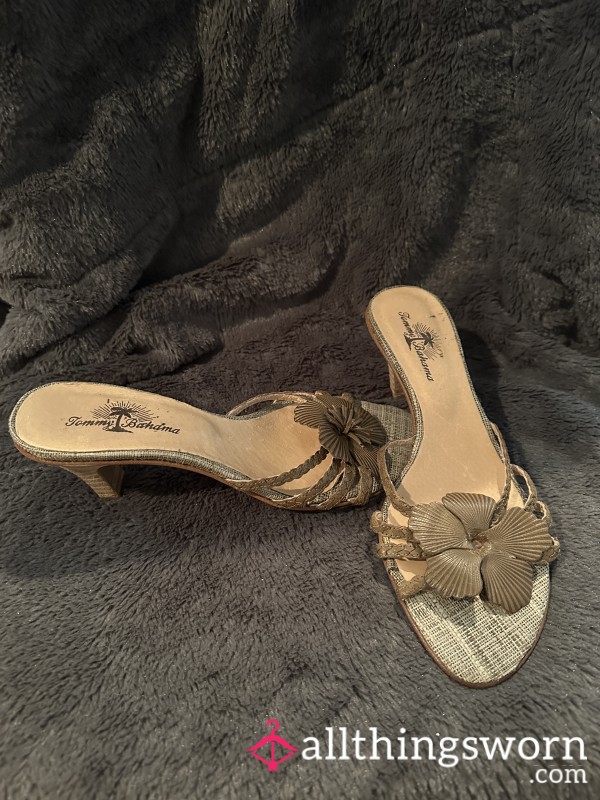 Tommy Bahama Kitten Heel