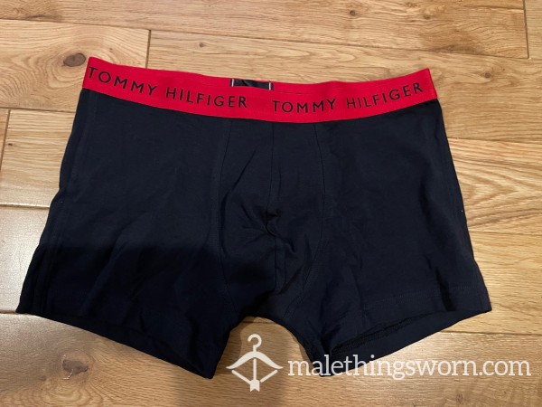 Tommy Hilfiger Tight Fitting Black Boxer Trunks With Red Waistband (S)