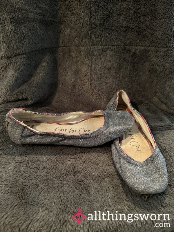 Toms
