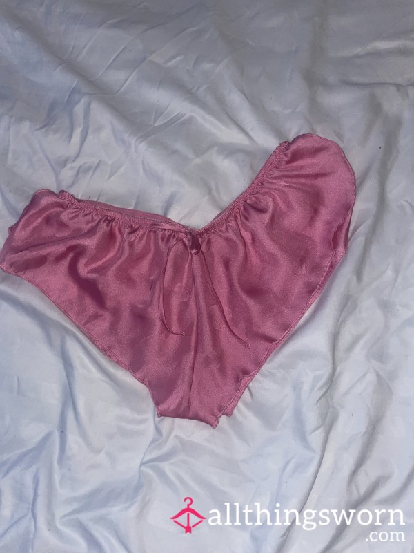Tonight’s Sleep Attire 🎀