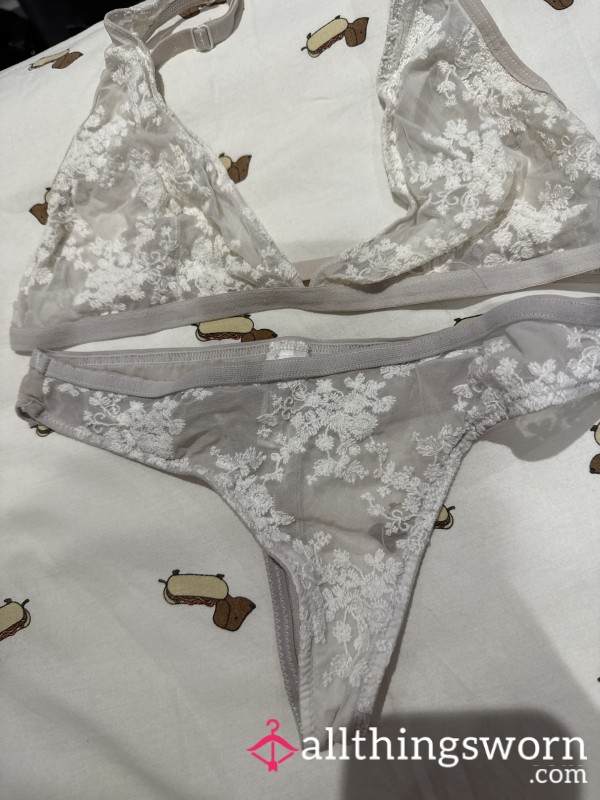 Too Small! Please Help Me Buy A New Lace Lingerie Set?