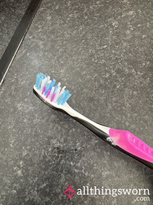 Toothbrush 🪥