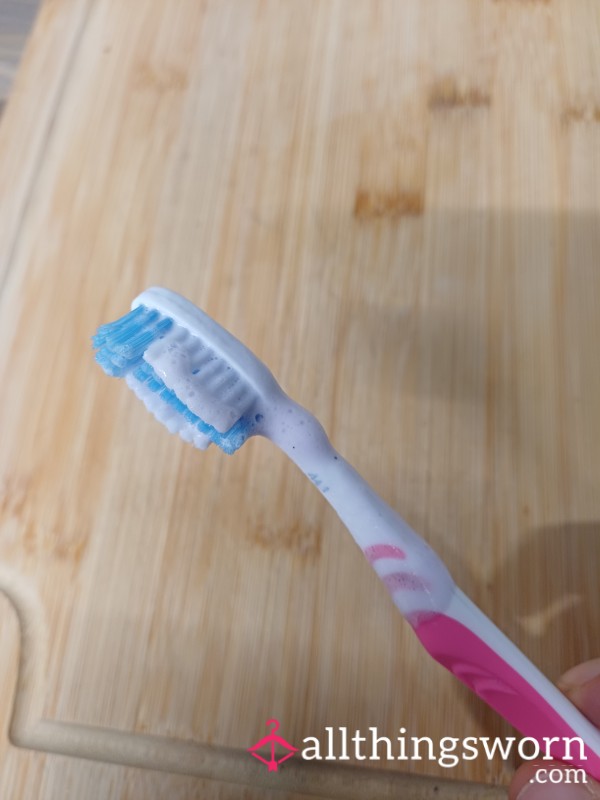 Toothbrush 🪥