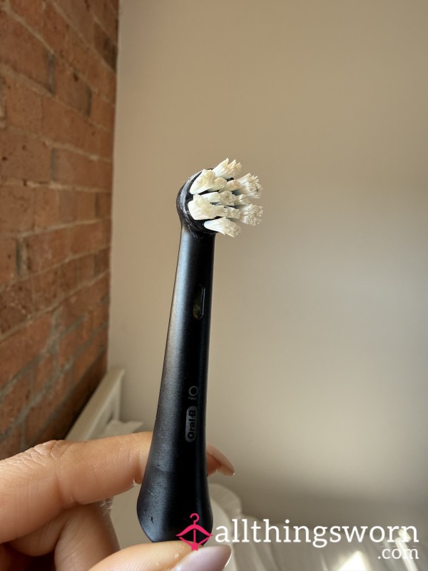 Toothbrush Head