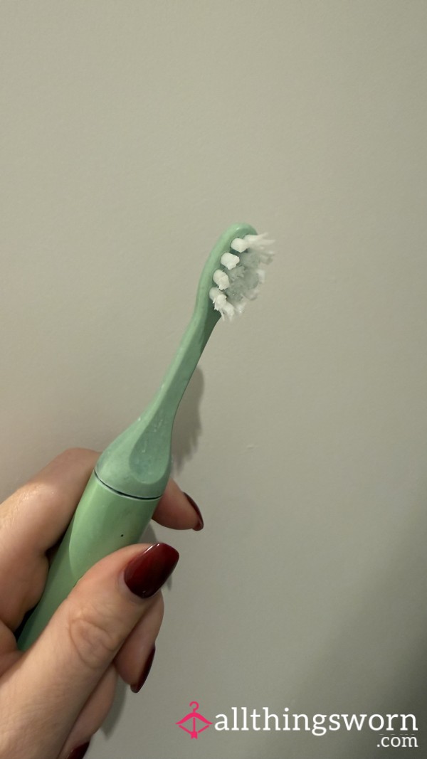 Toothbrush Head