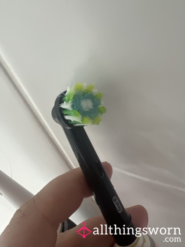 Toothbrush Head