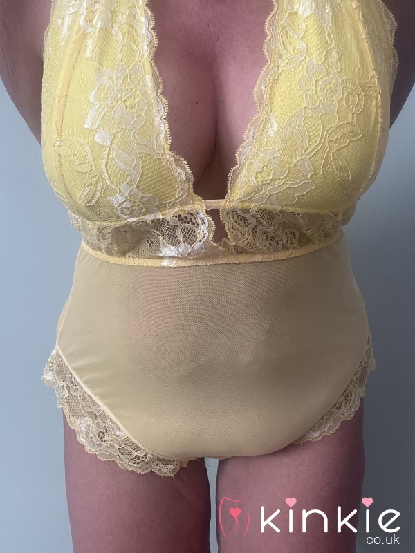⭐️ TOP KINKIE SELLER!!! FREE FIRST CLa** POSTAGE ⭐️ My 24 Hour Worn Yellow Bodysuit
