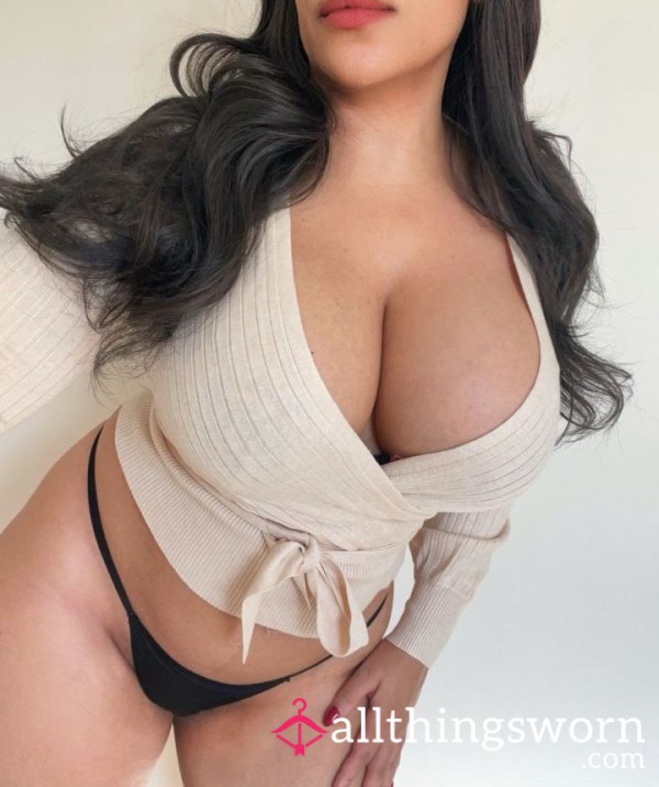 🍒 Huge Bouncy Titties 🍒 - 6 TOPLESS Pics -34E/F Natural 👄