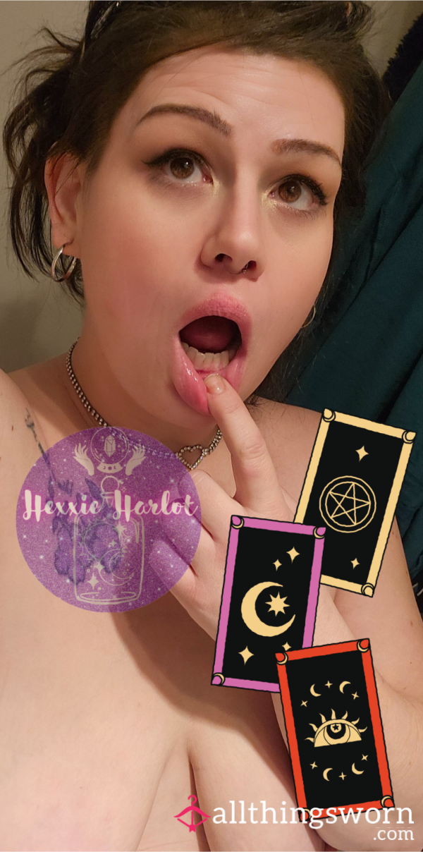 🔮TOPLESS🔮Tarot Readings!!