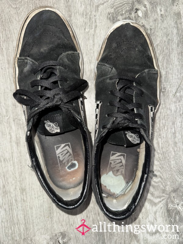 Trashed Filthy Ripped Vans
