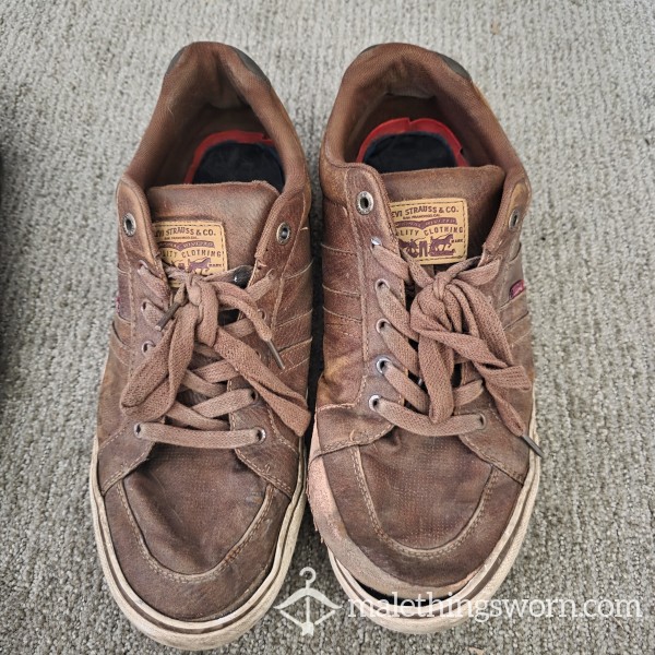 Trashed, Well Worn Levi Strauss Brown Leather Sk*te Shoes Size 12