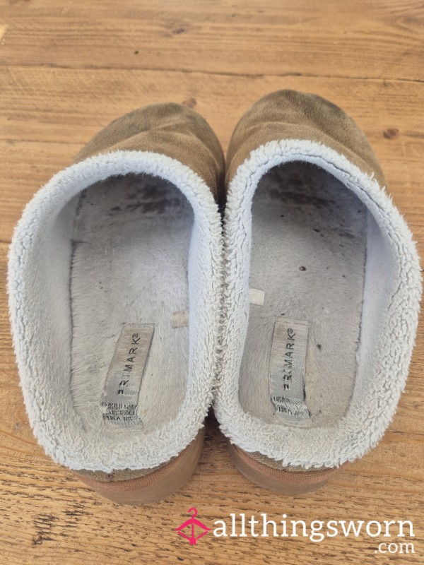 Trashed, Smelly Slippers