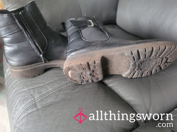 Trashed, Worn Out Really Dirty Boots Size 5
