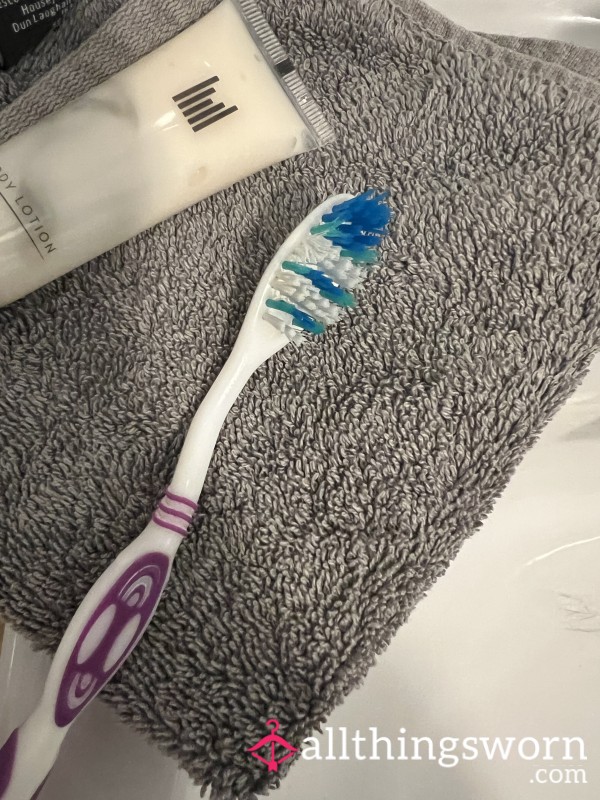 Travel Bag Accessories (used Toothbrush)