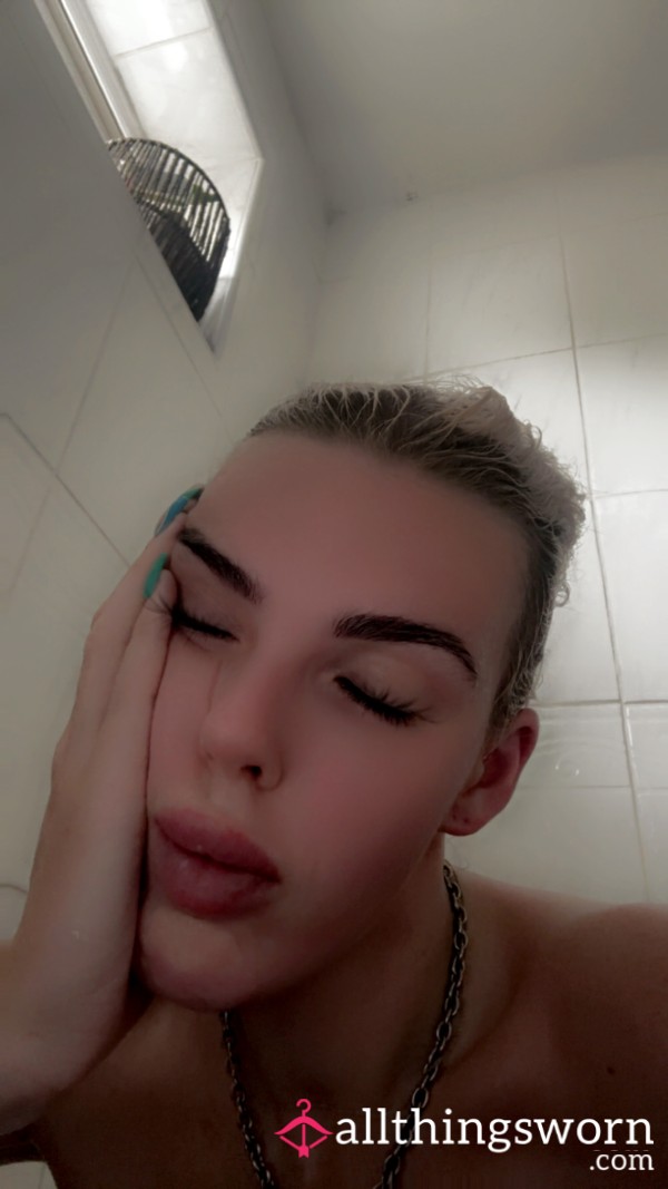 Treat Me Pls X