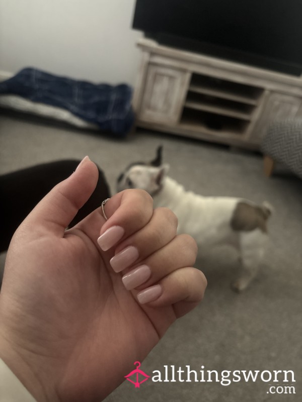 Treat Me To A Manicure!