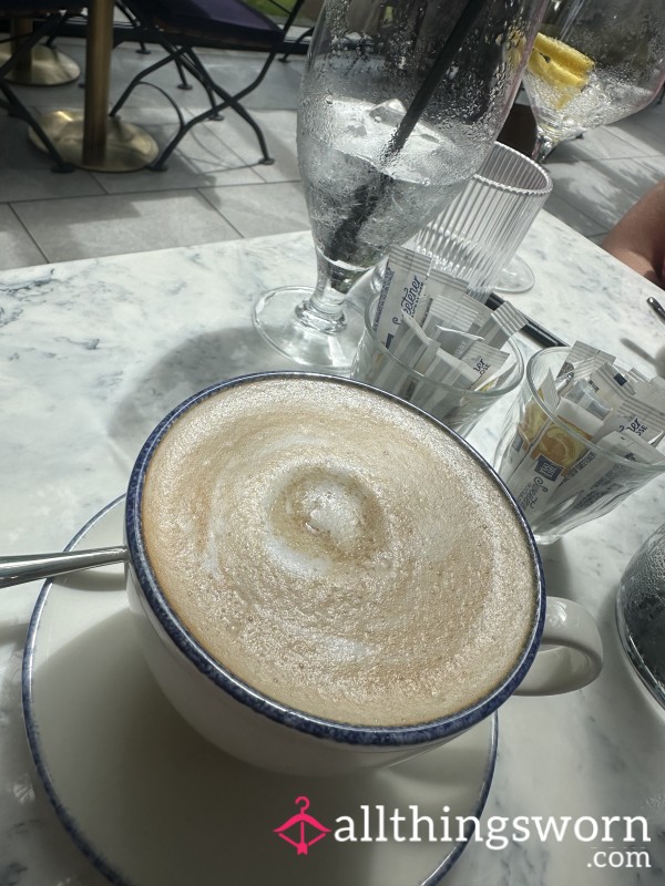 Treat Me To Coffee & Cake 😍