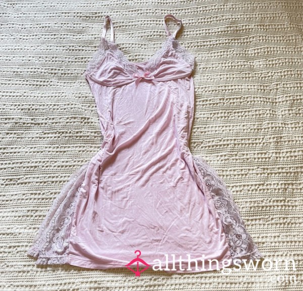 💸 Tribute Your Strict Goddess – Baby Pink Y2K Lacy Cami £35 💸