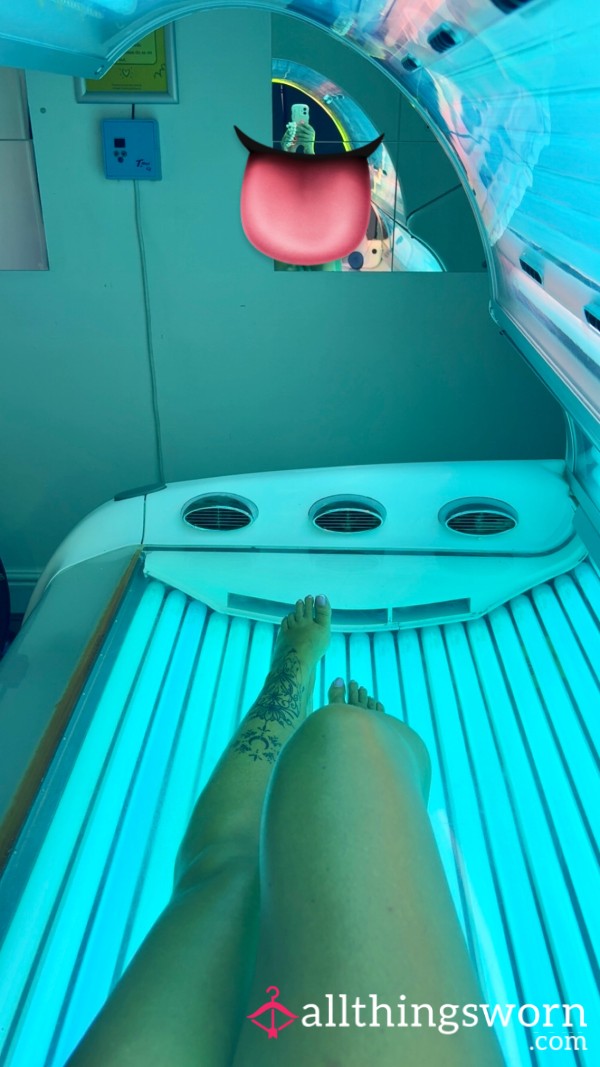 Trip To The Sunbed 💦🥵