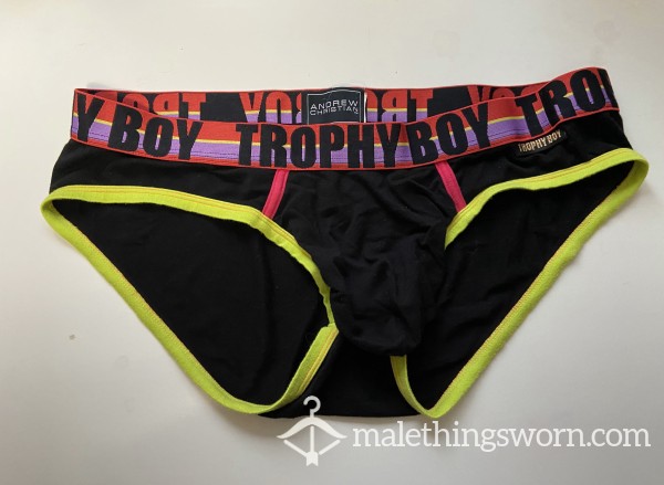 Trophy Boy Black Briefs With Show-It Pink Blue Purple Striped Waistband Size XL (35-38 In / 89-96 Cm)