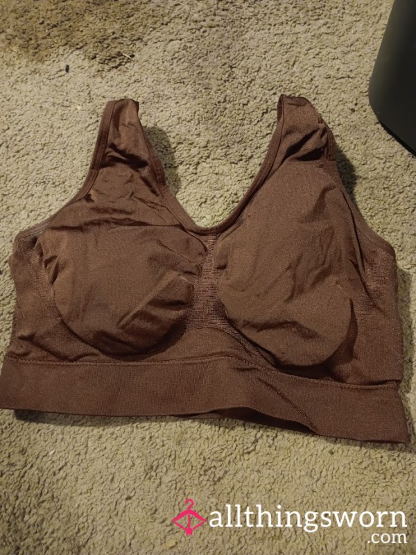 Truekind Brown Seamless Bralette – Worn, Soft, And Supportive With Natural Scent