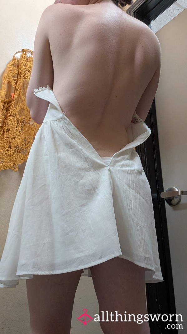 Try Stuff On At The Thrift Store With Me