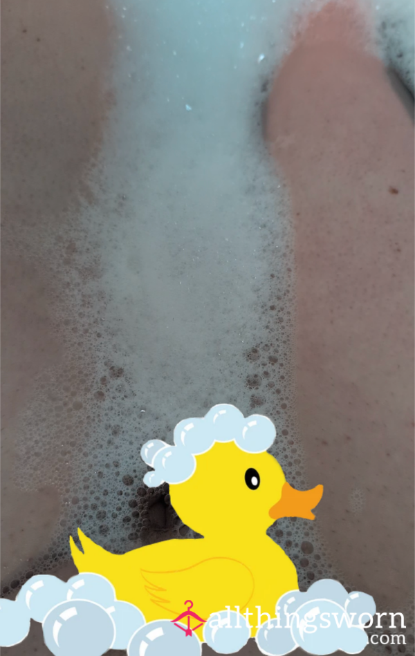 Tub Toots & Cheeky Bubbles: Bath Time With A Brat