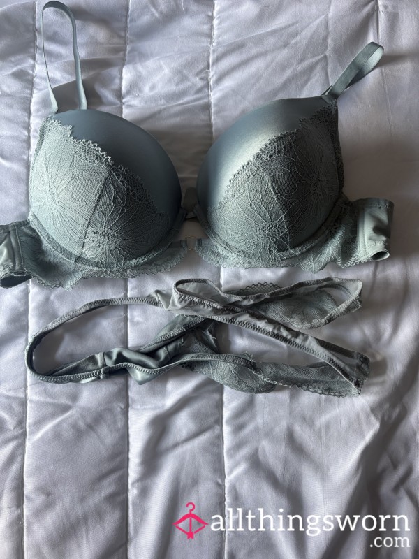 Turquoise Push Up Bra And Thong 🙃