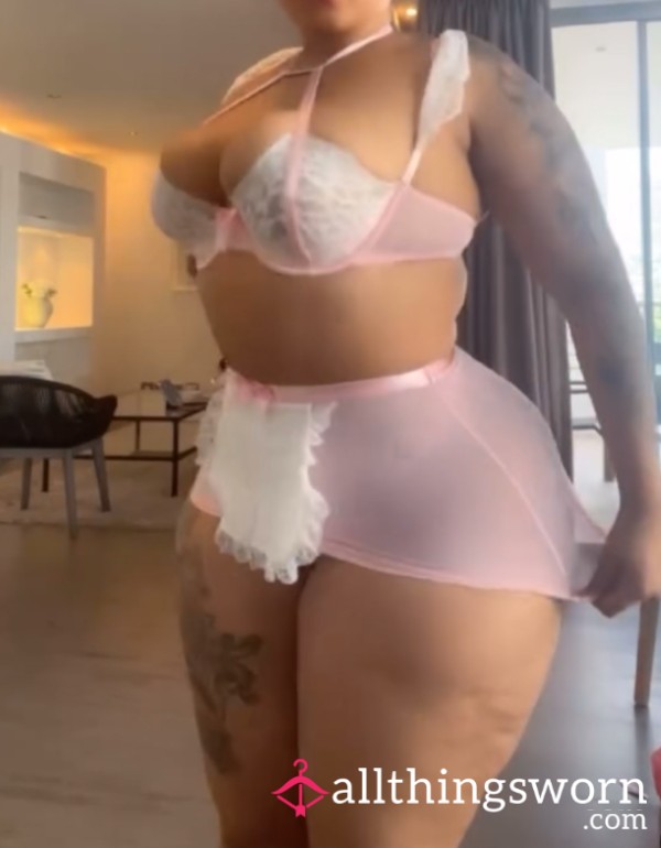 TWERKING MAID 🪶🍑🫦