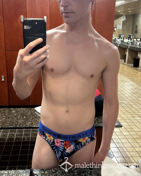 Twink’s Tight Undies