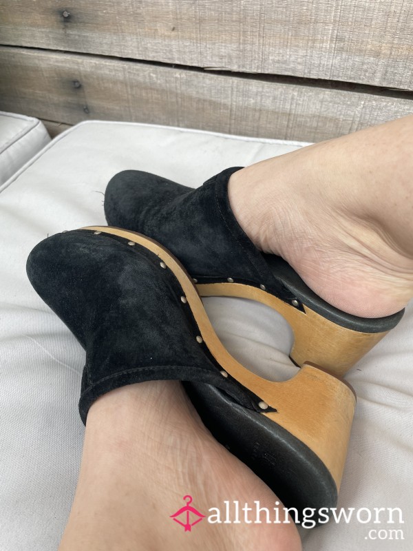 UGG Abbie Winter Clogs Womens Size 4 /37 Black Suede Wooden Platform Slip On