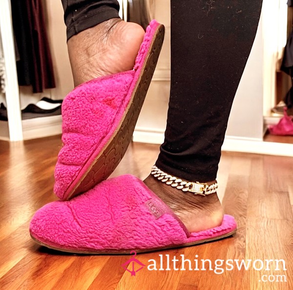 Very Worn** UGG Fluffette Slippers (size 11)