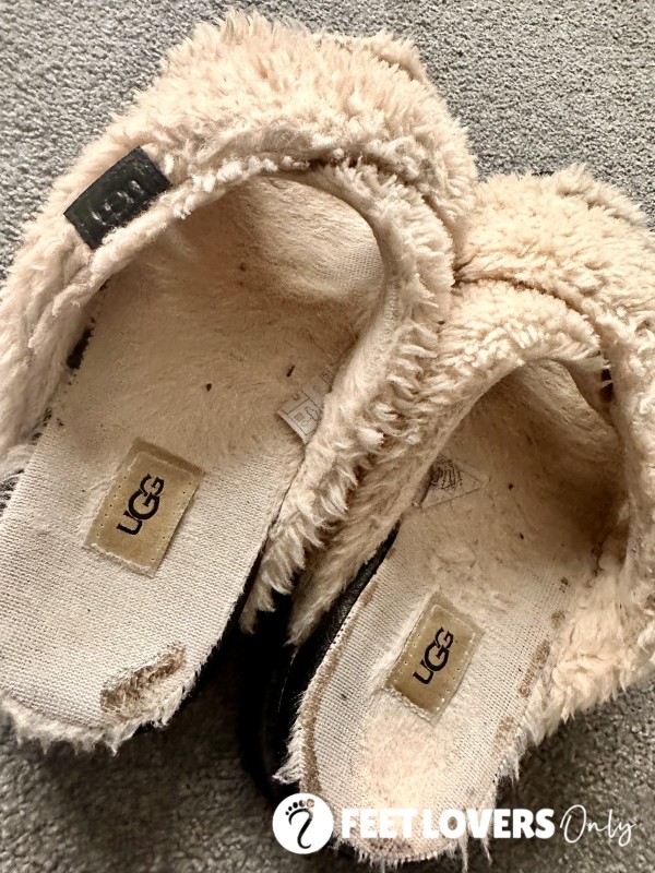 UGG Fluffy Slippers/sliders