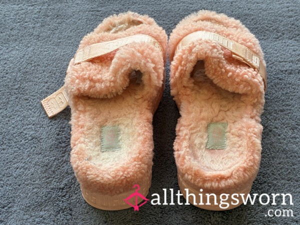 *SOLD* Ugg Platform Slippers