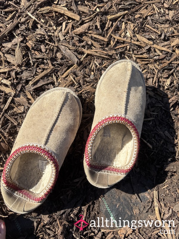 Ugg Slippers Smelly And Filthy