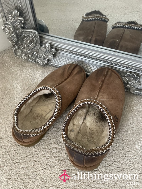 UGG Slippers Very Dirty