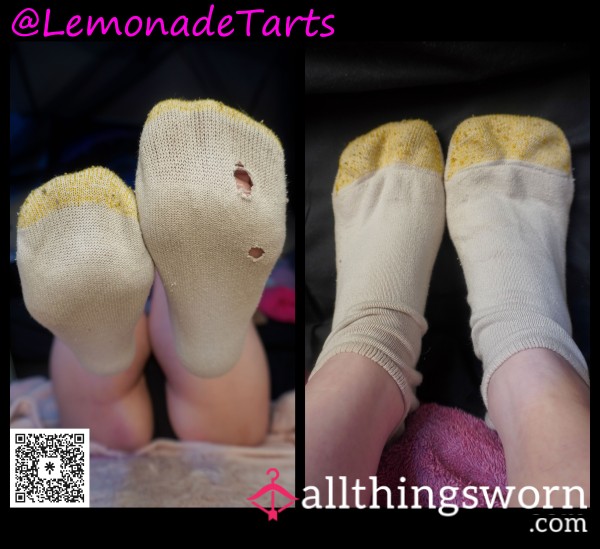 UGLY YELLOW, JUST THE WORST (SOCKS LISTING #24)